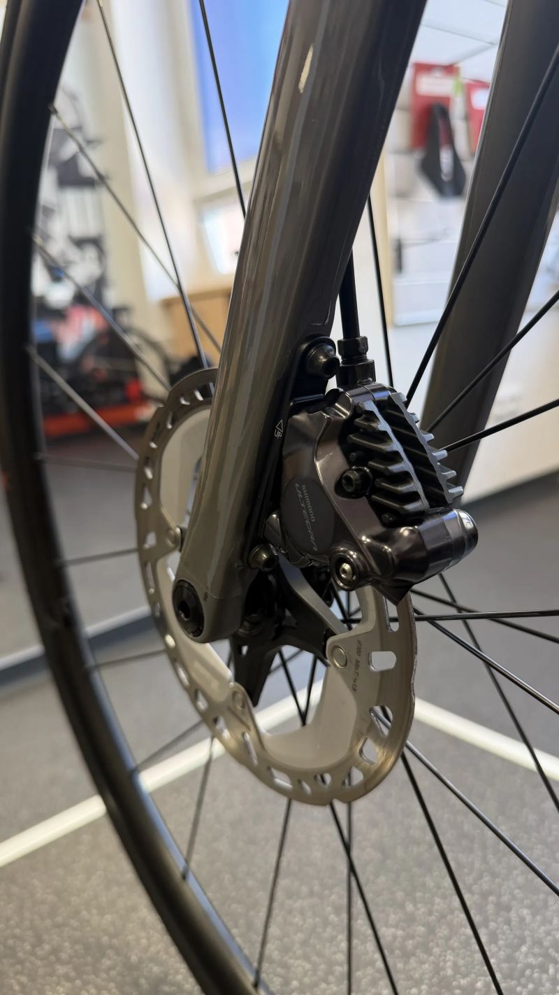 BMC TEAMMACHINE SLR TWO, Ultegra Di2, 12 speed, 2025 – PRÉMIOVÉ KOLO, super CENA