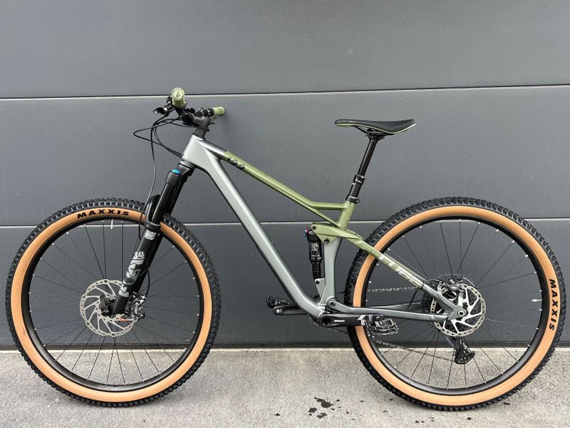 Cube Stereo one22 HPC Carbon vel.M