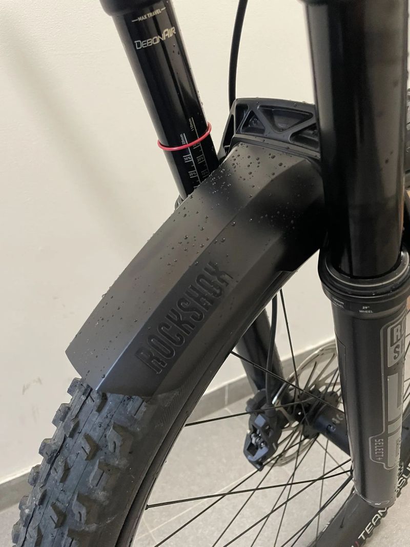 Trek Top Fuel 9.8 GX AXS Gen 3 - Zánovný