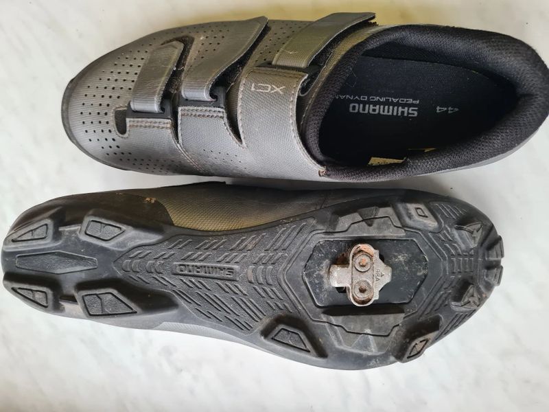 Prodám Tretry Shimano SH-XC100, silver, vel. 44