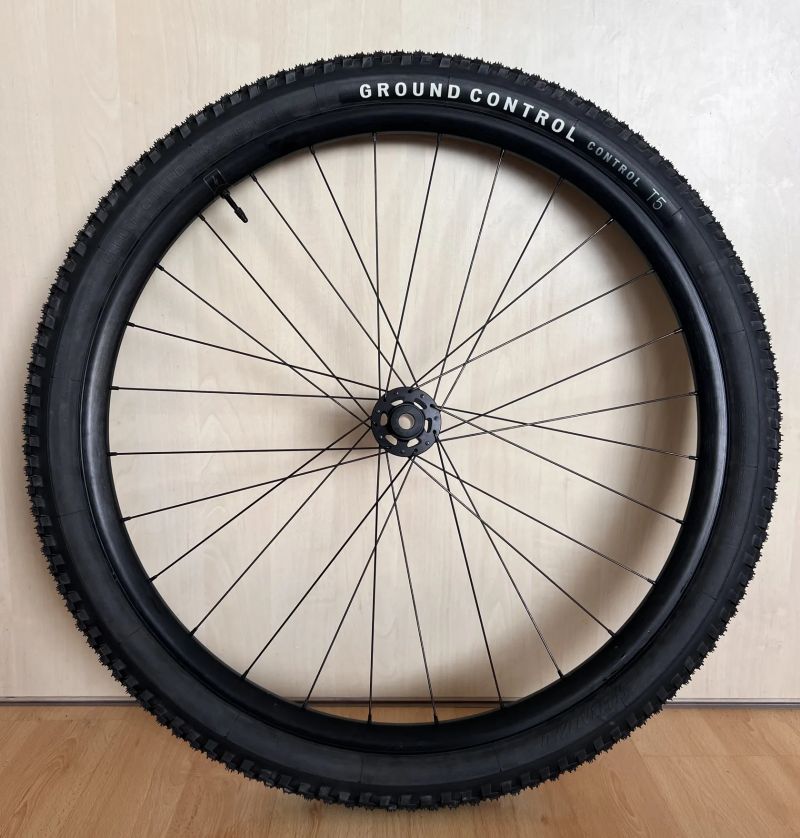 Specialized zapletená kola 29"