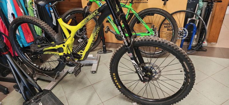 Commencal Supreme DH v3