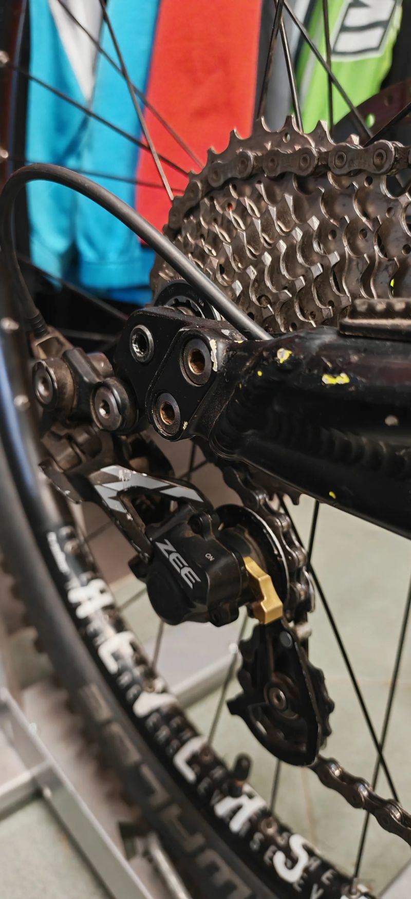 Commencal Supreme DH v3