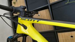 Scott Scale 930 carbon Yellow /L/ zánovní stav