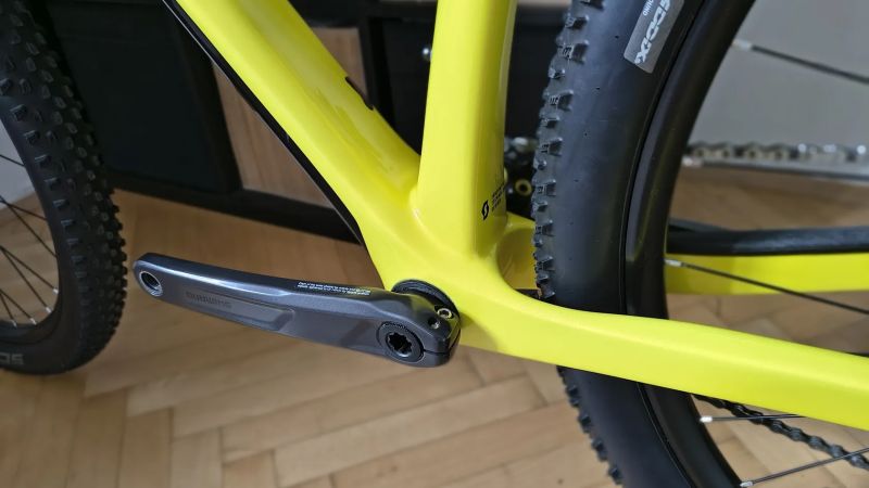 Scott Scale 930 carbon Yellow /L/ zánovní stav
