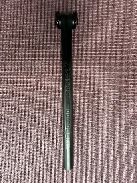 Sedlovka S-Works, pevná, 30,9 mm.