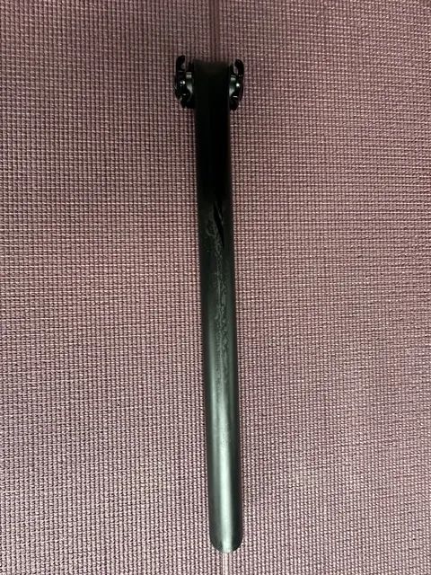 Sedlovka S-Works, pevná, 30,9 mm.