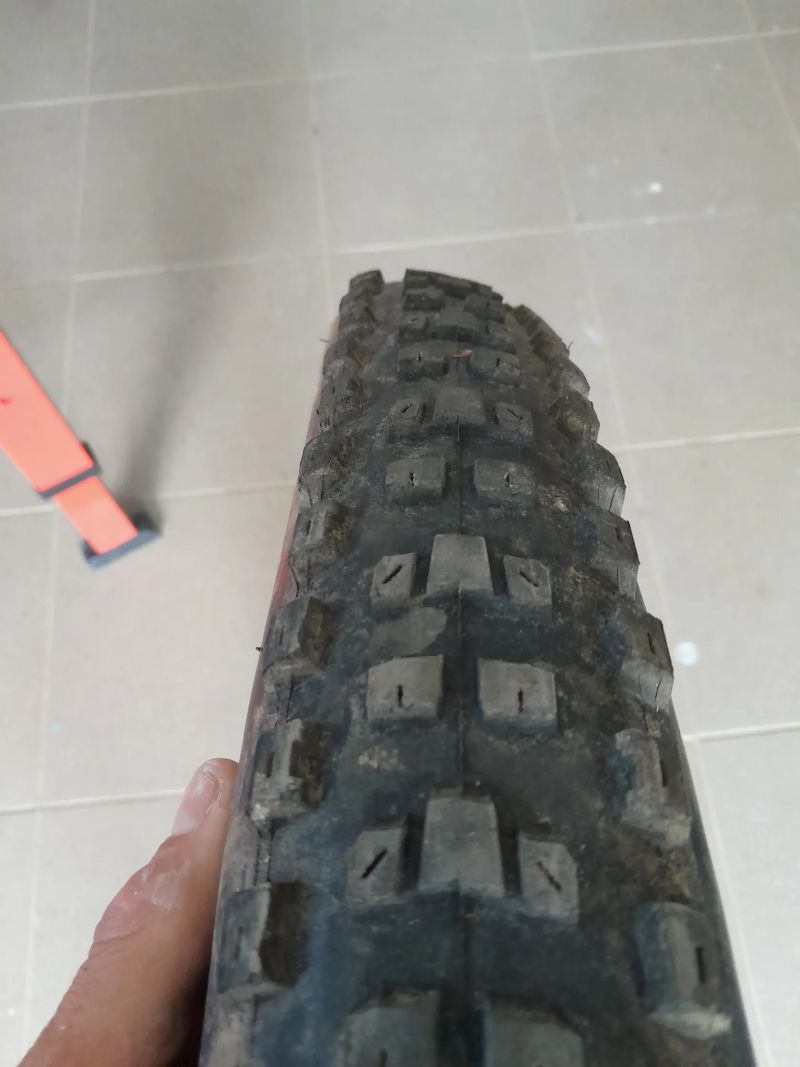 Maxxis Dissector 29x2.6
