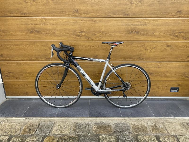 🔥🔥🔥 Merida Road 905 Magnesium vel. 50. Shimano 105 2x11, doprava ZDARMA + roční záruka na rám 🤝
