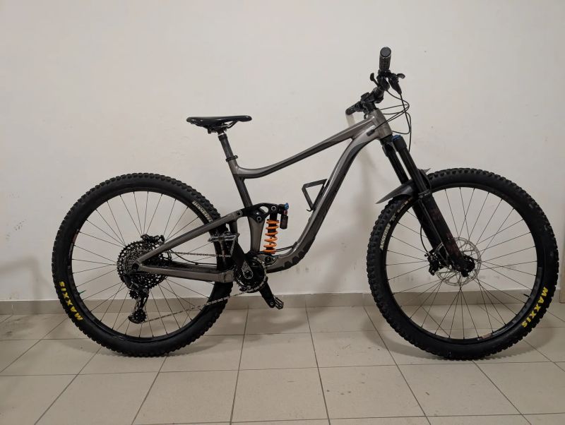 Giant Reign SX