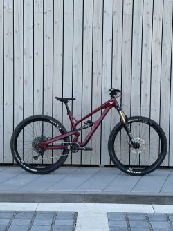 YT Industries Jeffsy Core (2023) | L | Fox 36 kashima