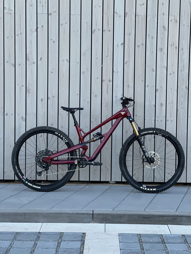 YT Industries Jeffsy Core (2023) | L | Fox 36 kashima