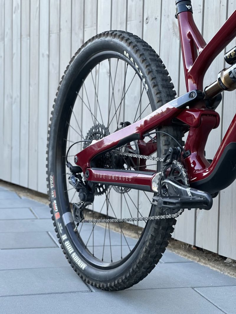 YT Industries Jeffsy Core (2023) | L | Fox 36 kashima