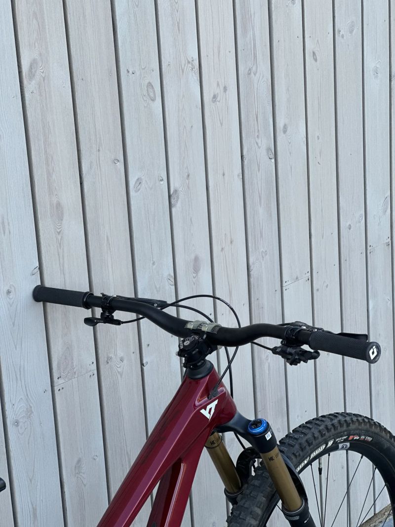 YT Industries Jeffsy Core (2023) | L | Fox 36 kashima