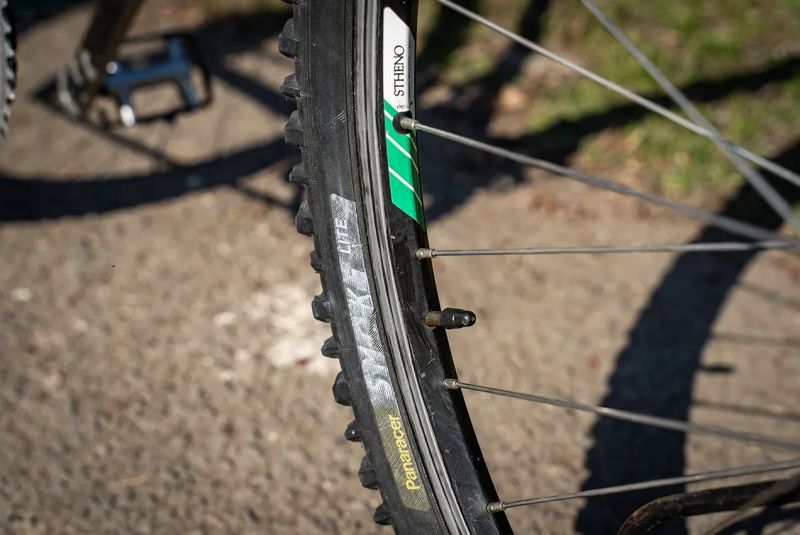 Giant Cadex 2 CFM