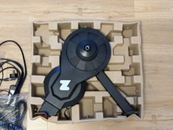 Trenažér Zwift Hub One Cog&Click