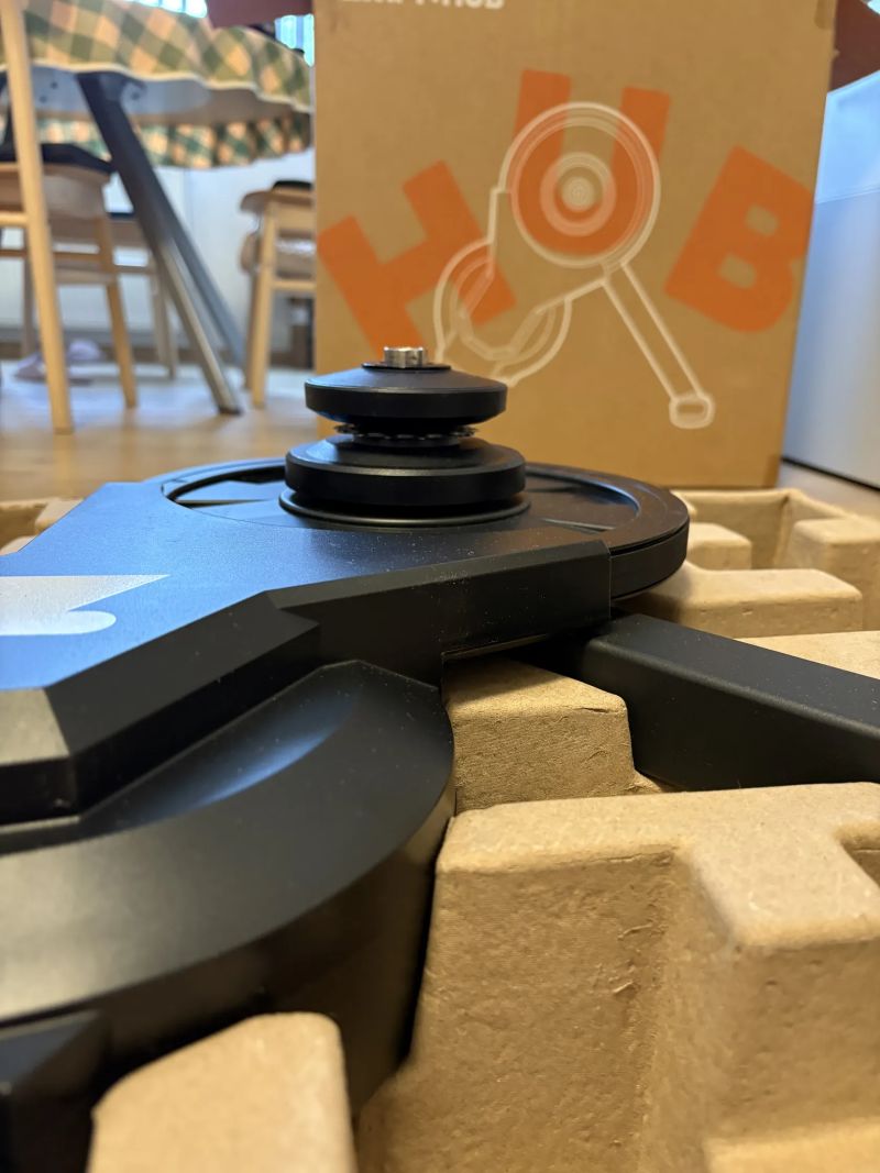 Trenažér Zwift Hub One Cog&Click