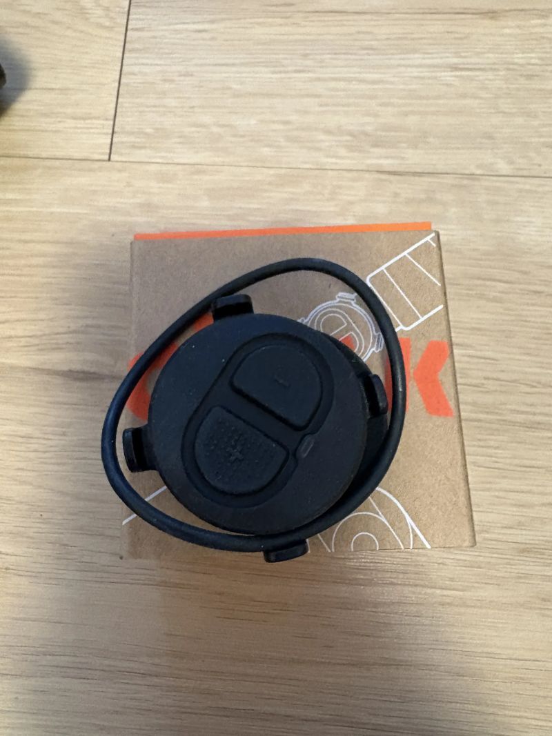 Trenažér Zwift Hub One Cog&Click