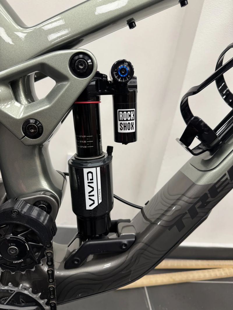 Trek Slash 9.9 X0 T-Type Gen 6