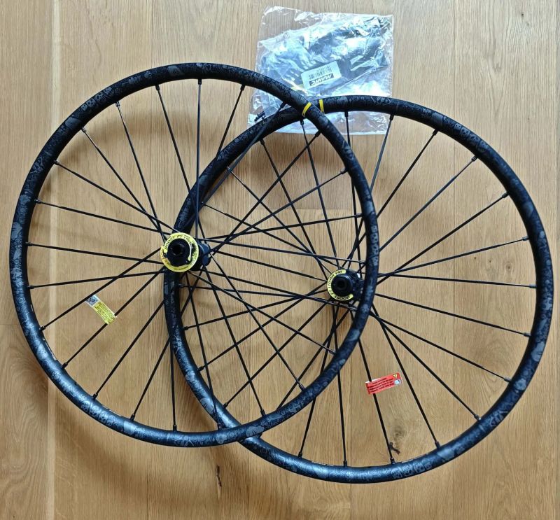 MAVIC DEEMAX Pro SAM HILL 29" Boost XD, nové kola
