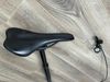 Teleskopická sedlovka KS E20-I, Ø 30.9 mm, zdvih 150 mm + sedlo Force
