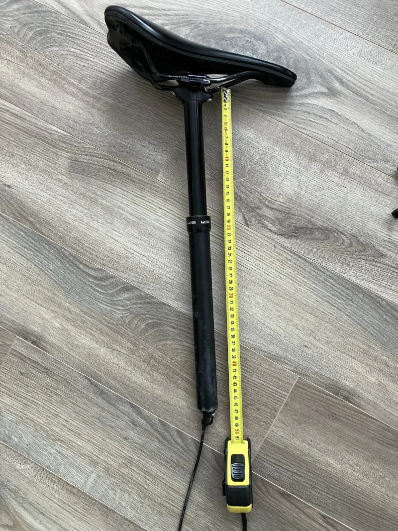 Teleskopická sedlovka KS E20-I, Ø 30.9 mm, zdvih 150 mm + sedlo Force
