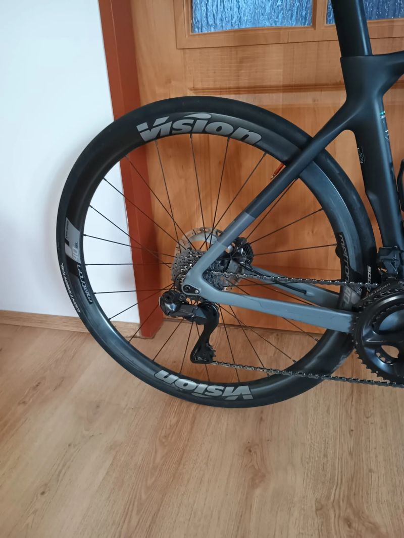 Bianchi Oltre xr4 top stav 
