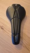 SedloPrologo Scratch M5 140mm Tirox