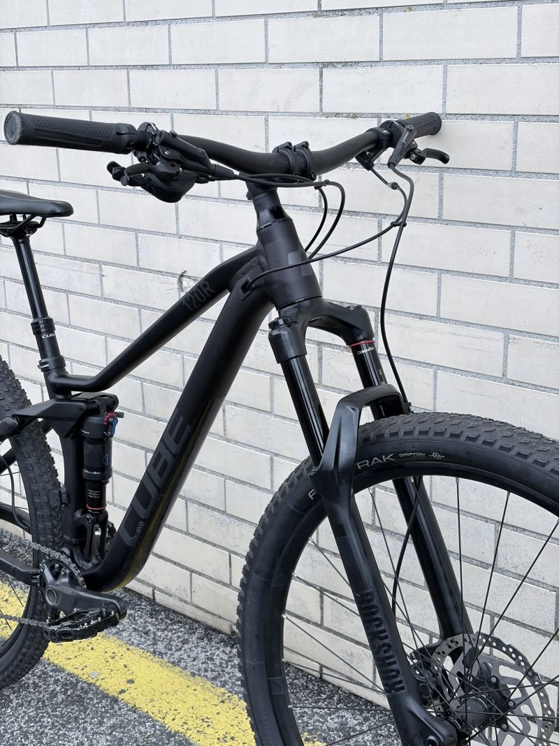 Cube Stereo 120 Race 29", vel. S, roku 2022