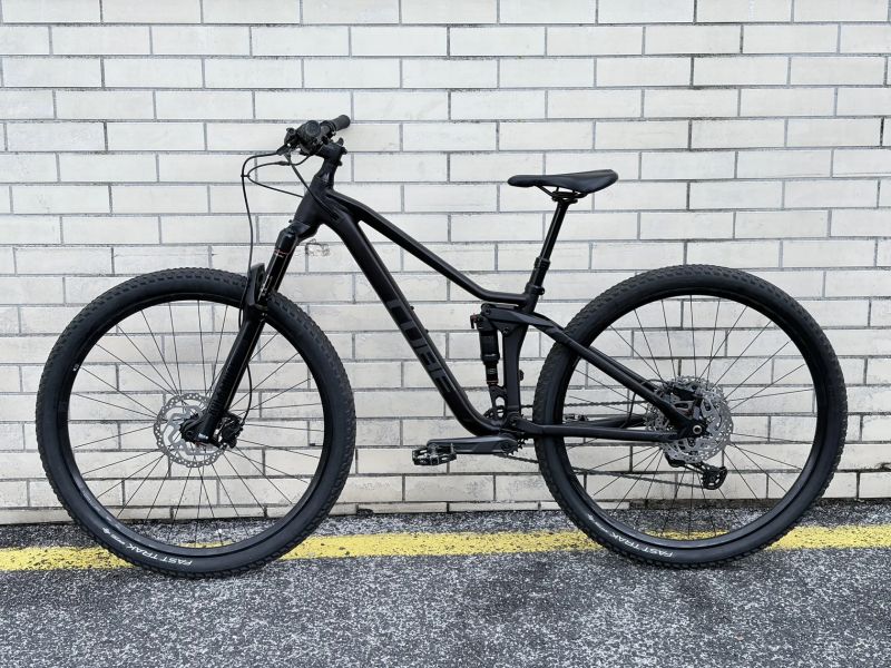 Cube Stereo 120 Race 29", vel. S, roku 2022