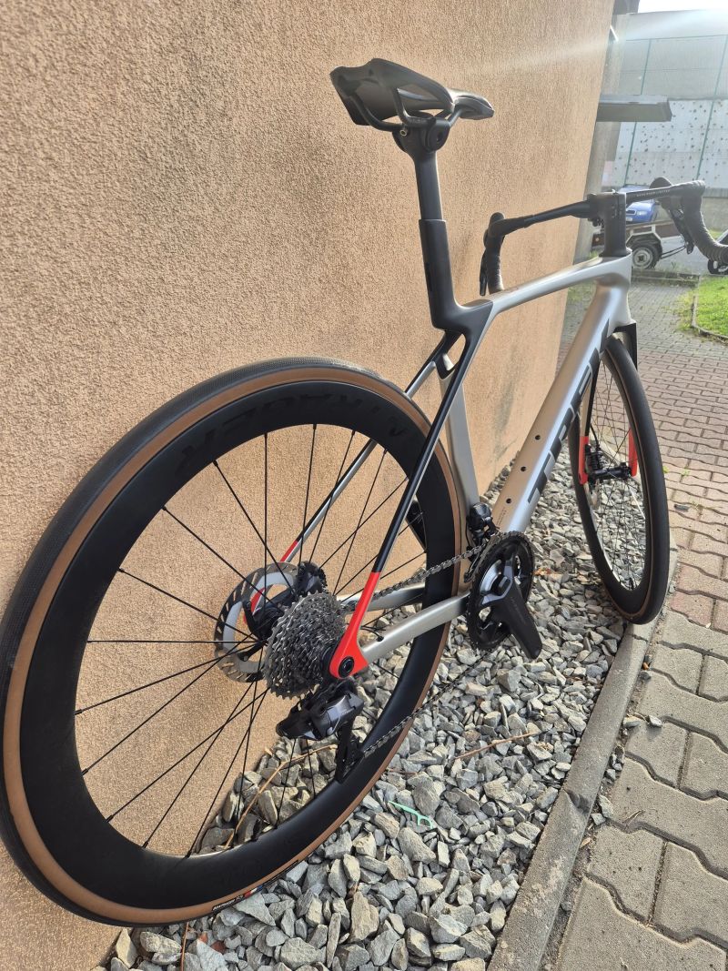 Trek Madone SL7