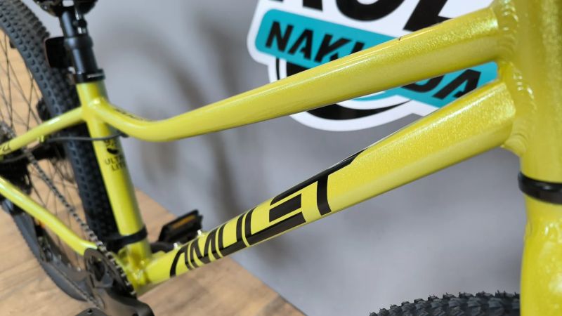 AMULET 24 Youngster disc yellow pearl/black 2026