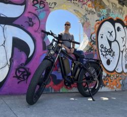 Nové 2x1000W celoodpružené elektro-fatbike (48V 25Ah, AWD)