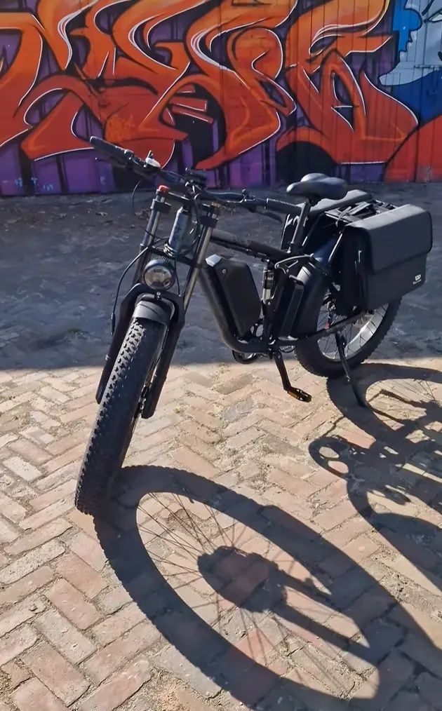 Nové 2x1000W celoodpružené elektro-fatbike (48V 25Ah, AWD)
