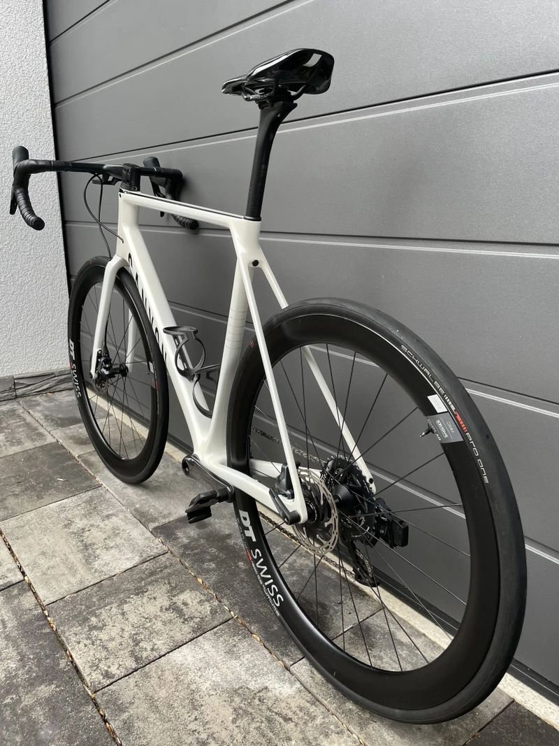 Canyon Ultimate CF SLX 8 Disc eTap