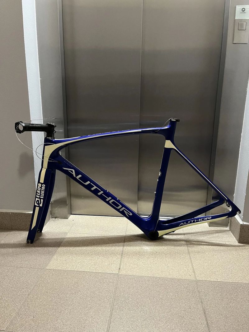 Rám Author Charisma 77 Karbon na opravu/nd+karbon vidlice