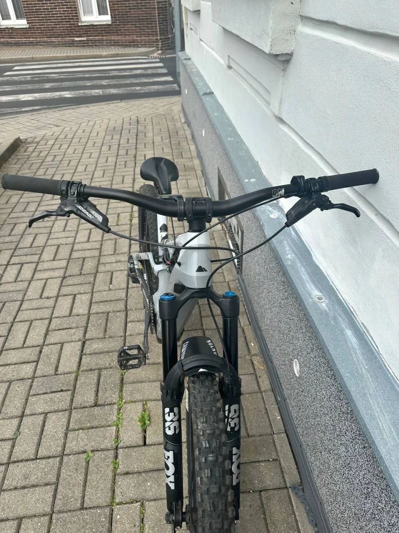 Canyon Spectral ON CF 9 2020 – All-Mountain / Enduro. Mullet