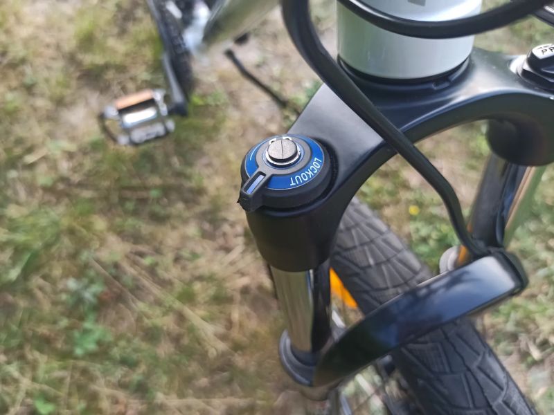 GT Avalanche 1.0 26" – Deore XT (Jako nové)