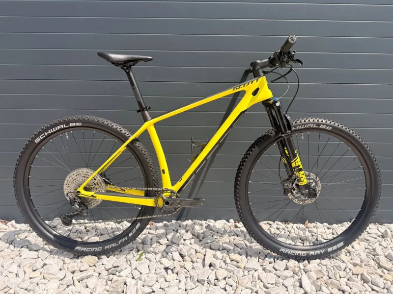 Karbonové horské kolo Scott