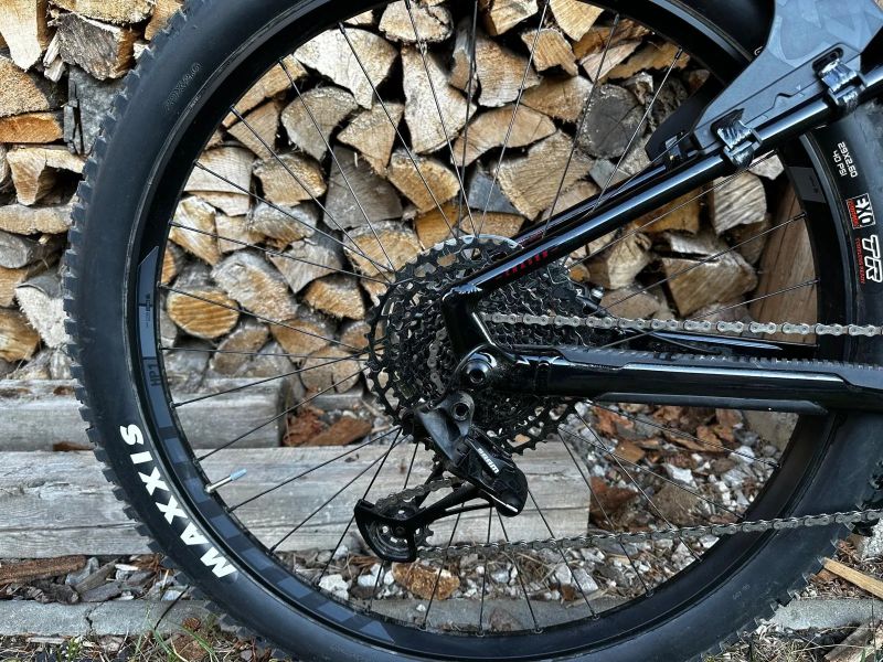 Mondraker Chaser 29 – najeto 27 km, koupeno 5/2023, po garančce + výbava