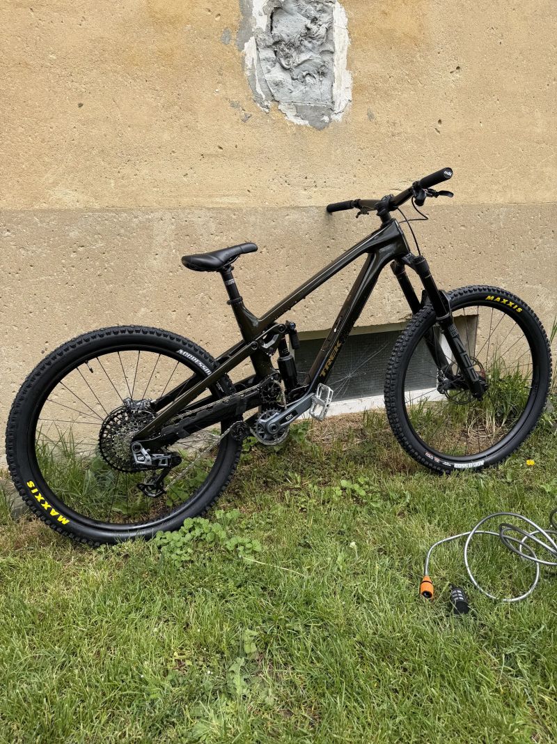 Trek SLASH 9.8 GX AXS