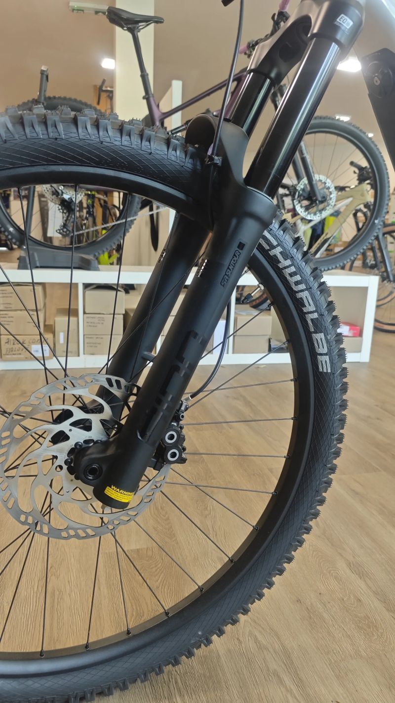 Raymon TrailRay 170 Storm Silver vel. M, Nové kolo se zárukou ! , ušetříte 35 700,- Kč