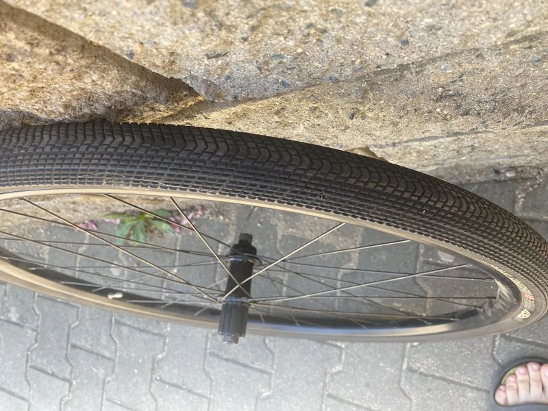 zapletená kola z gravel kola Cannondale Topstone 2.
