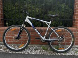 Horské kolo GT Avalanche 3.0 | vel. L | 26”