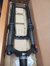 Odpružená vidlice RockShox Recon Silver RL 27.5" Boost 130mm (FS-RCNS-RL-D1)