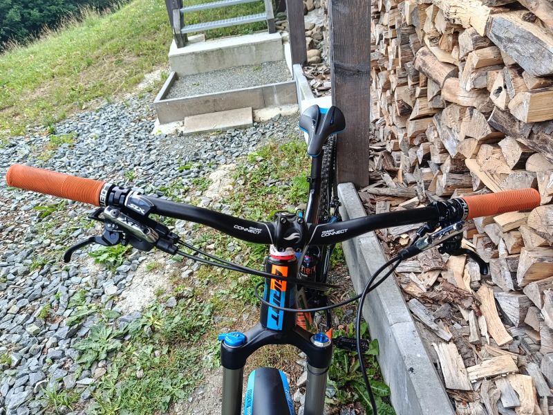 Giant Trance 2