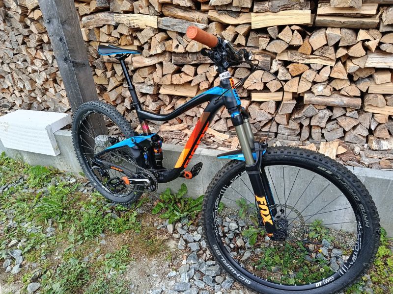 Giant Trance 2