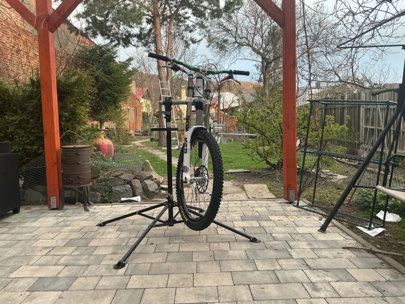 YT Industries Tues 2010