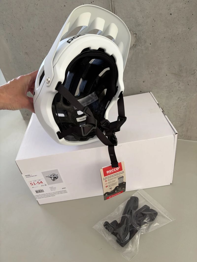 HELMA CYKLO POC TECTAL - vel. S (51-54)- NOVÁ 