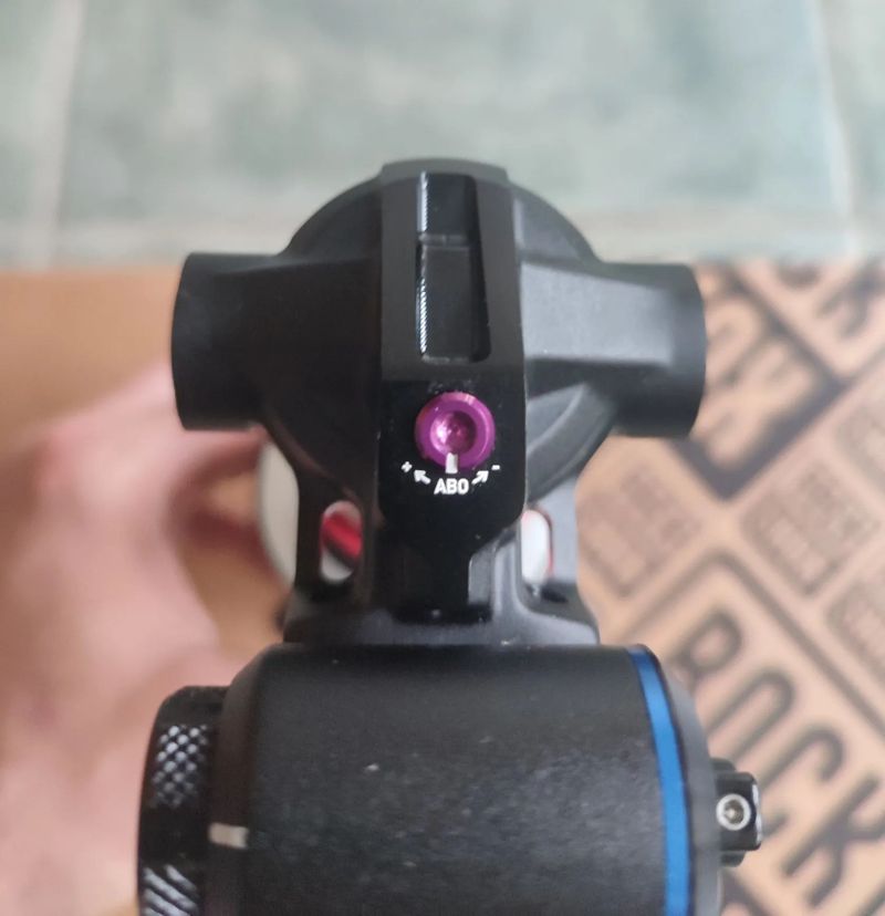 Nový RockShox Vivid Ultimate 205x60